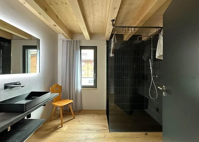 With 3 Bedrooms * Sedrun