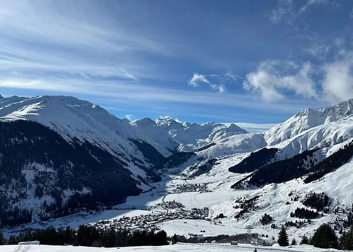 Casa vacanze With 3 Bedrooms Sedrun