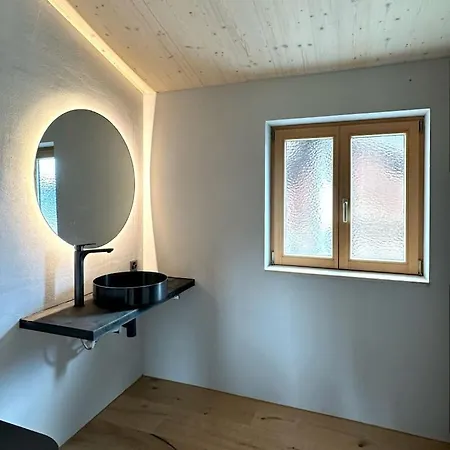 With 3 Bedrooms * Sedrun